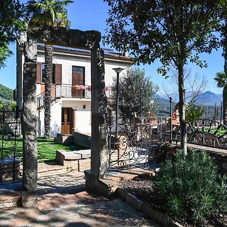 Il Colle Di Torre Orsina Apartment ภายนอก รูปภาพ
