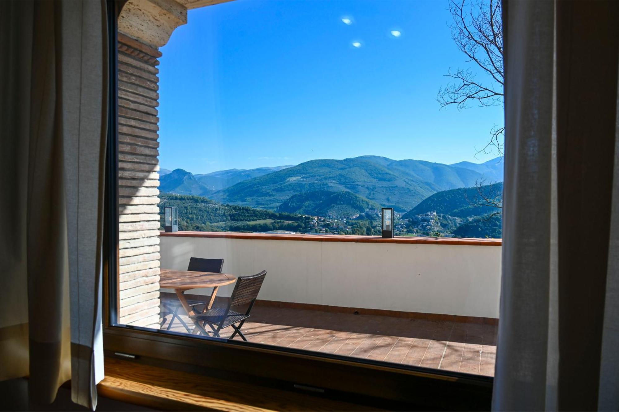 Il Colle Di Torre Orsina Apartment ภายนอก รูปภาพ