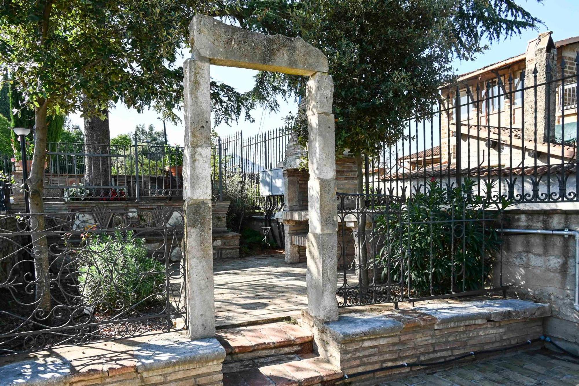 Il Colle Di Torre Orsina Apartment ภายนอก รูปภาพ